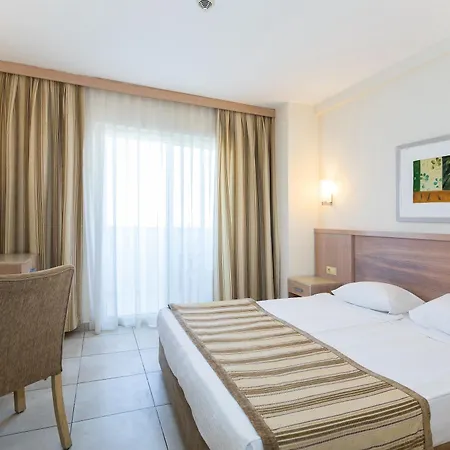 Resort Sural Side