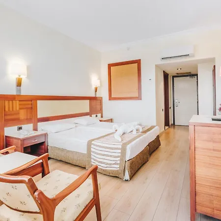 Resort Sural Side